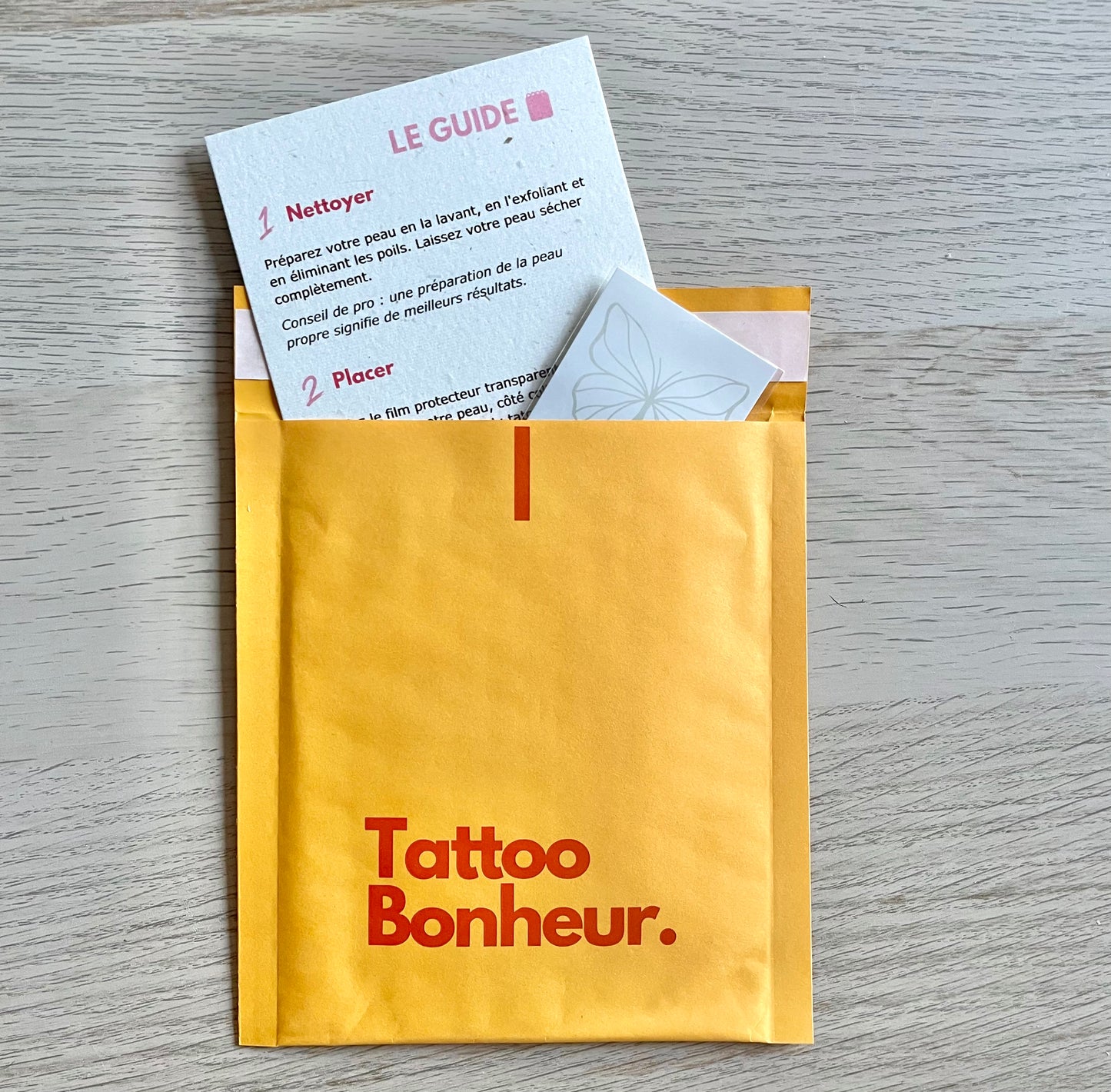Ezra – Tatouage Papillon