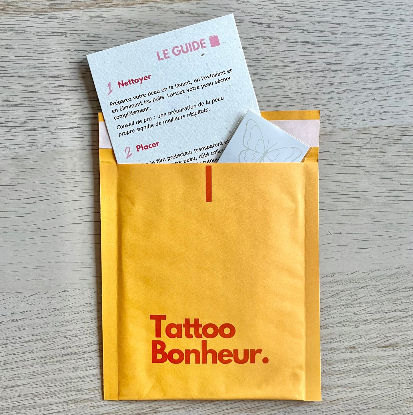 Lyra – Tatouage Papillon