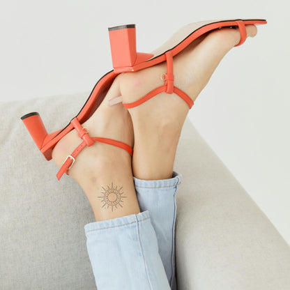 Zahara – Tatouage Soleil ornemental
